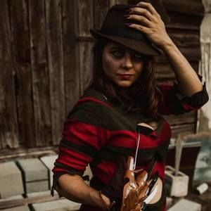 Meet your Posher, Alise